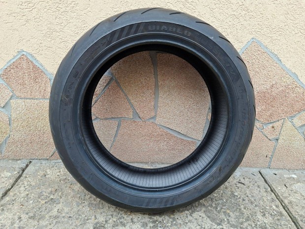 Pirelli Diablo Rosso IV. 190/55 R17
