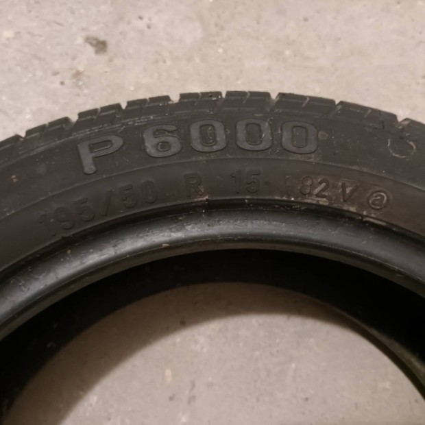 Pirelli P6000 195/50 R15 alig haszn�lt