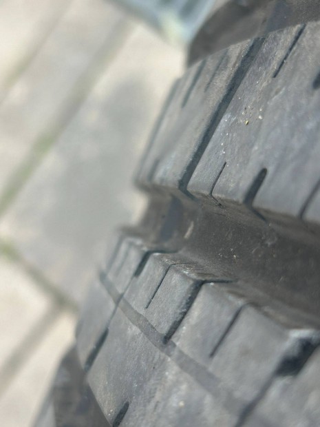 Pirelli P Zero 245/40 r20 245 40 20