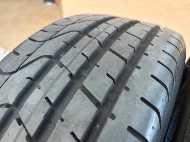 Pirelli P Zero XL 205/45 ZR17 88Y