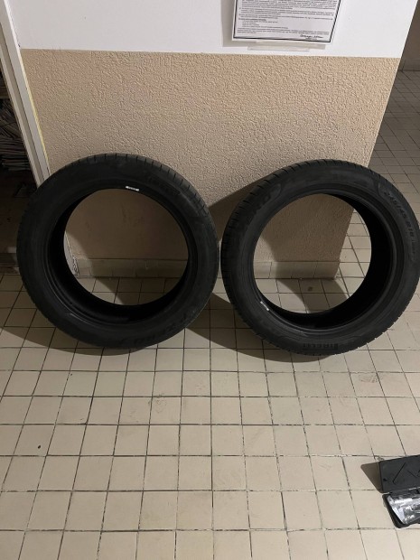 Pirelli P Zero ny�ri, 245/45 R18 2022-esek 2db