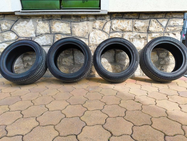 Pirelli Powergy 225/50/R17 nyári gumik