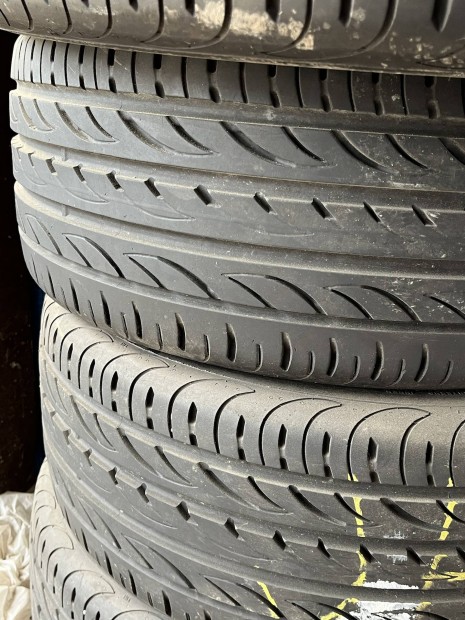 Pirelli Pzero Nero ny�ri gumi 4 db