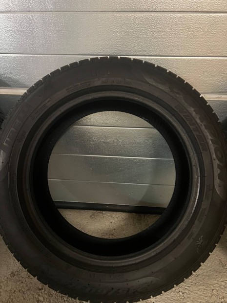 Pirelli Scorpion 215/60 R17 Téli