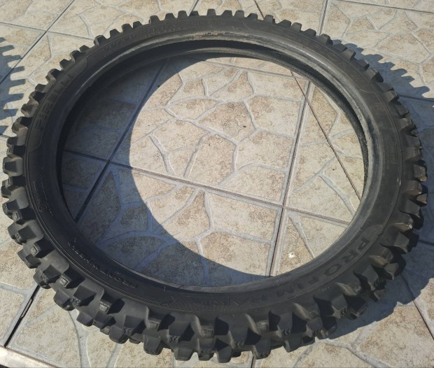 Pirelli Scorpion 90/90 21"-os terep gumiabroncs