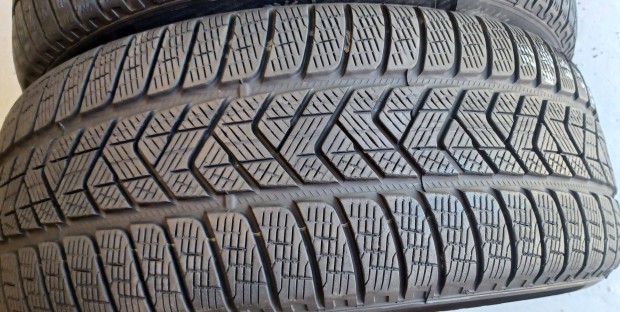 Pirelli Scorpion RSC MOE 235/55 R19 téli gumik 2db