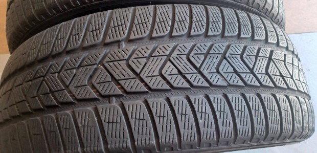 Pirelli Scorpion Winter MO 235/60 R18 téli gumik 4db