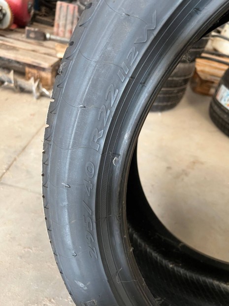 Pirelli Scorpion Zero 295/40 R22 112W