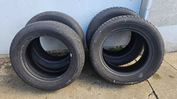 Pirelli Scorpion Zero ALL Season 275/55 R19 111V 6,3mm mintával 80e/4