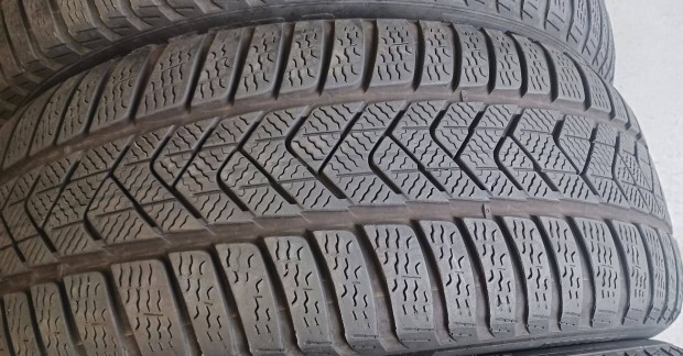 Pirelli Sottozero3 Winter MO 225/45 R18 tli gumik 4db