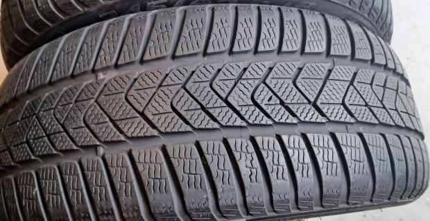 Pirelli Sottozero3 Winter MO 245/45 R18 tli gumik 2db