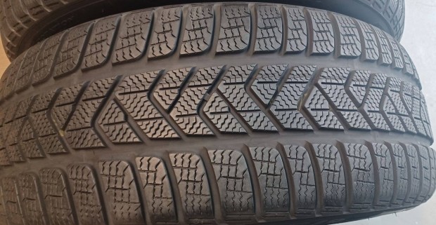 Pirelli Sottozero3 Winter MO 245/45 R19 téli gumik 4db.6-7mm