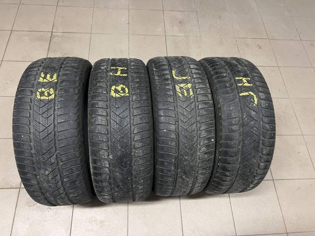 Pirelli Sottozero 3 245/45 R19 tli gumi szett