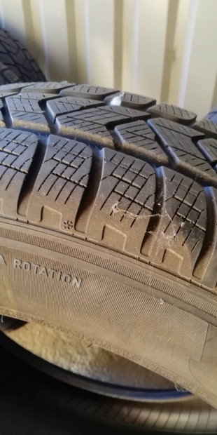 Pirelli Tligumi 215/65 R17