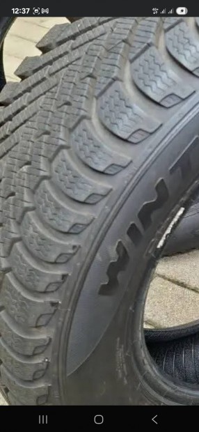 Pirelli Winter 185 65 15 tli gumi 