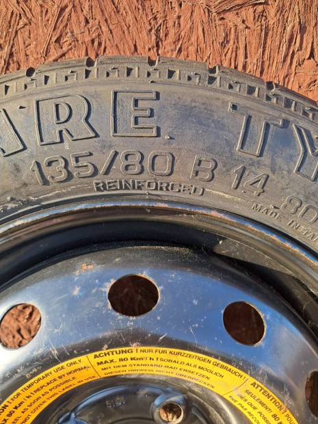 Pirelli mank� ker�k 135/80 B 14