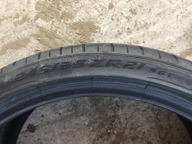 Pirelli pzero 245/35r21 