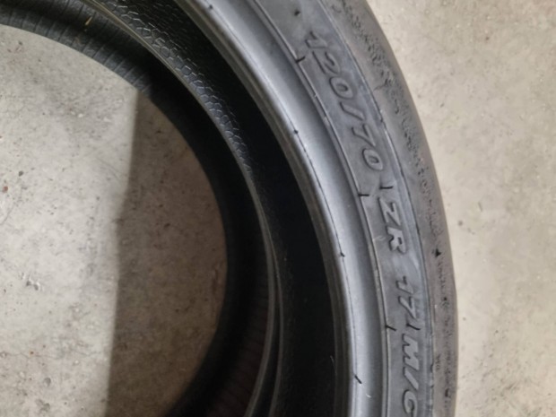 Pirelli supercorsa 200/55 r17 120/70 r17 gumi motor