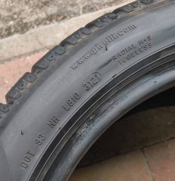 Pirelli tli gumi garnitra elad 