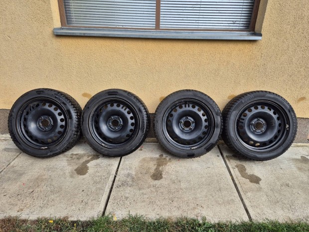 Pirelli téli kerék garnitúra 225/50 R17