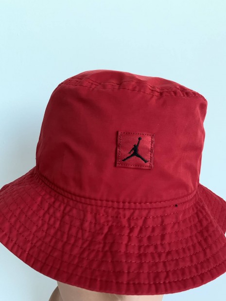 Piros Nike Jordan S/M bucket hat kalap