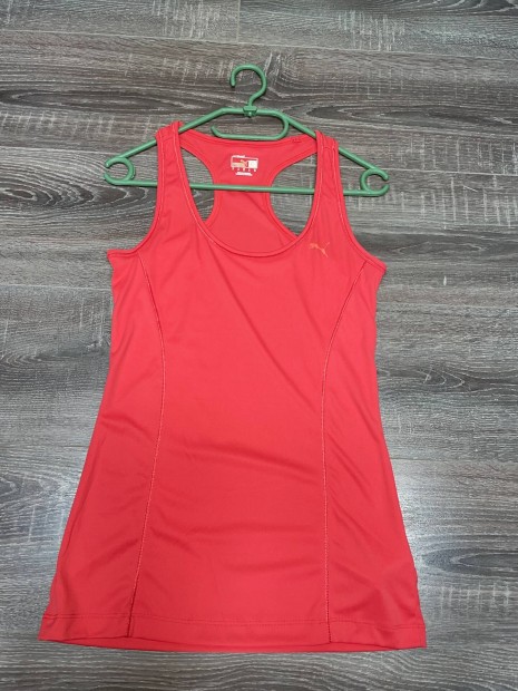 Piros puma trik