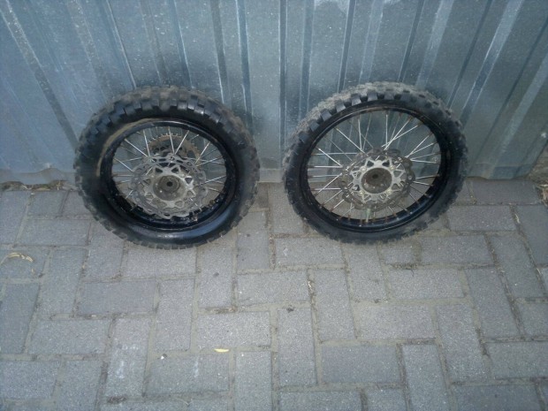Pitbike kerekek párban 12-14 collos méretben