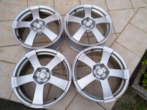 Platin KBA 46121, 17-es alufelni, szp llapotban elad