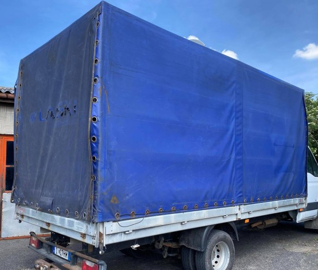 Plat+ponyva (Iveco Daily)