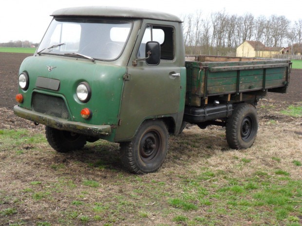 Plats UAZ J Vlaszts