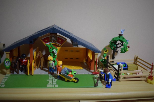 Playmobil 3120 l+pni farm