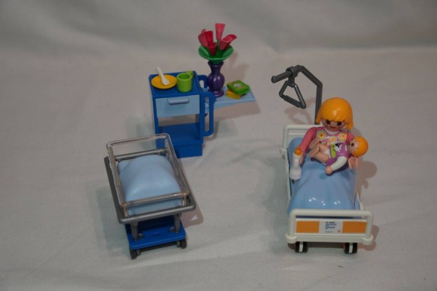 Playmobil 6660 - jszltt szoba - Betegszoba babaggyal