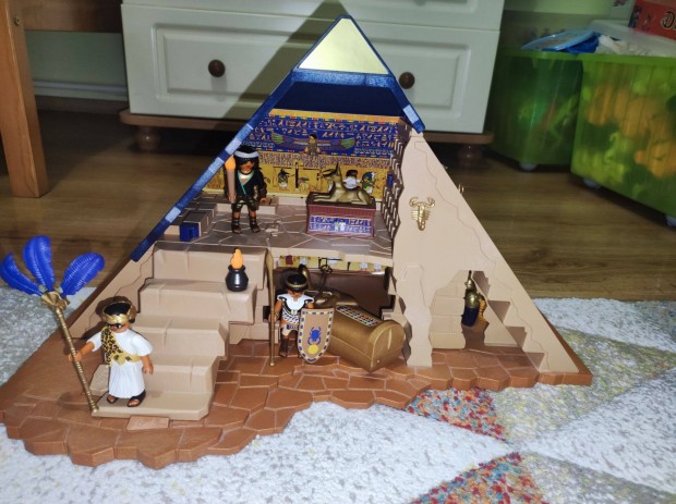 Playmobil A Fra Rejtlyes Piramisa