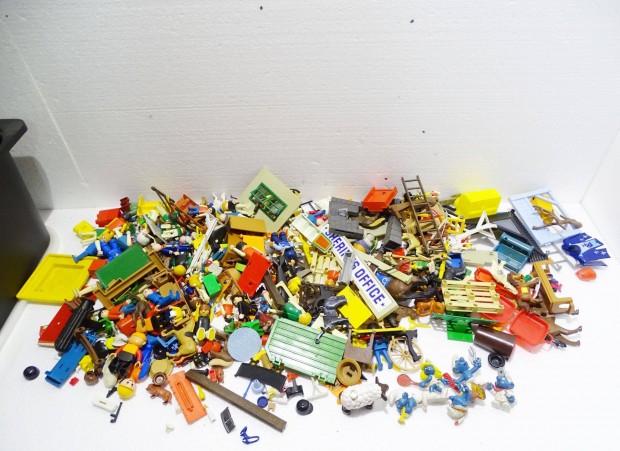 Playmobil vegyes elemek figurák játék