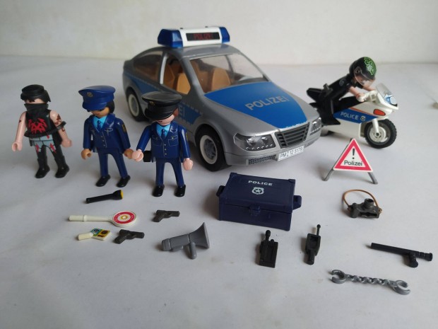 Playmobil villog szirnz rendraut sok kiegsztvel rabbal