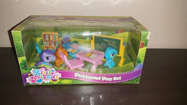 Playschool Jtk szett kiegsztkkel dobozzal hasznlt szp llapot