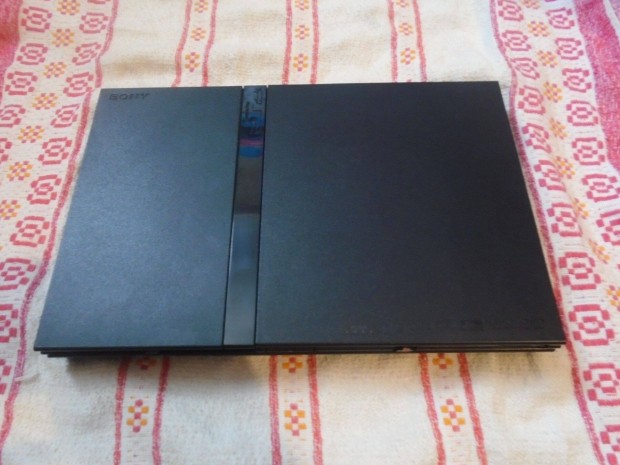 Playstation 2 Slim hinyos