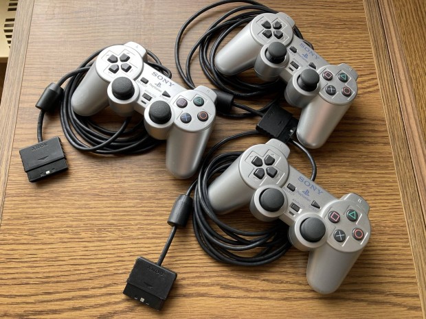 Playstation 2 ps2 3db ezst szinu kontroller