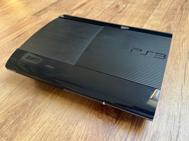 Playstation 3 Super Slim 500 GB + 256 GB SSD + Gran Turismo 6
