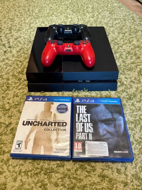 Playstation 4 500Gb + 2 játék + 2 kontroller