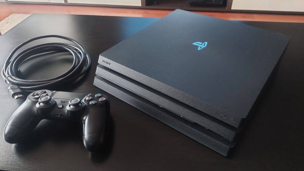 Playstation 4 Pro 1TB (PS4 Pro)