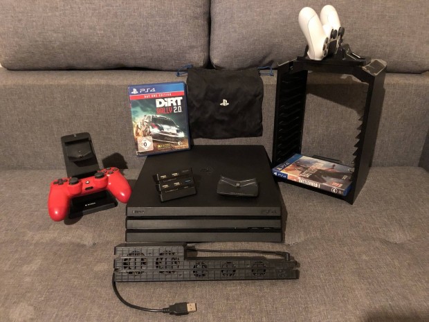 Playstation 4 Pro + kontrollerek + tartozkok 