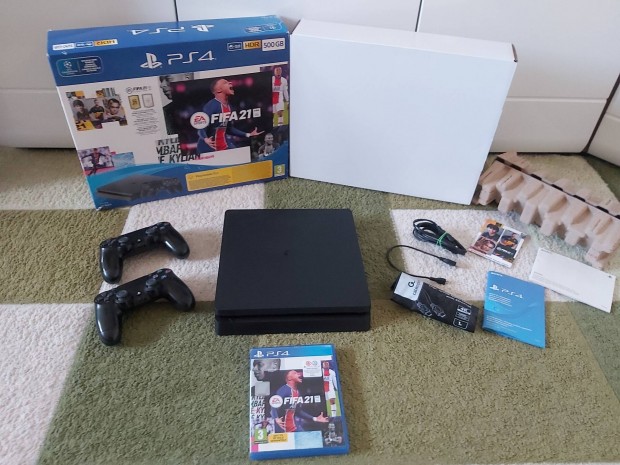 Playstation 4 Ps4 Slim 500GB Fifa 21 Bundle Tartozkaival Dobozban