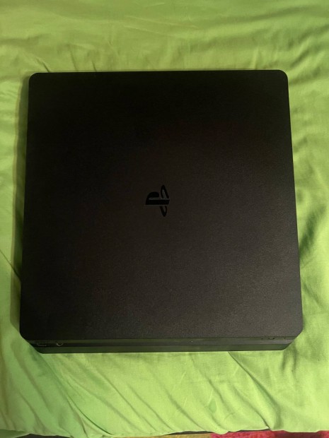 Playstation 4 Slim 1TB