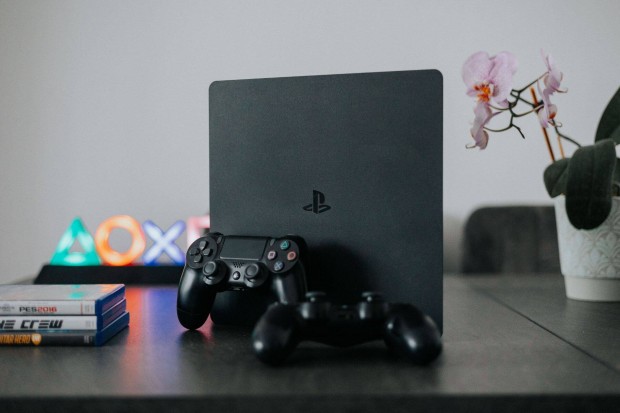 Playstation 4 Slim 500 Gb Szett