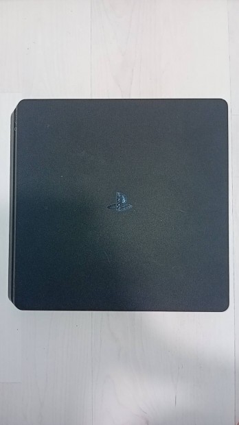 Playstation 4 (2 kontrollerel s 6 jtkkal) 