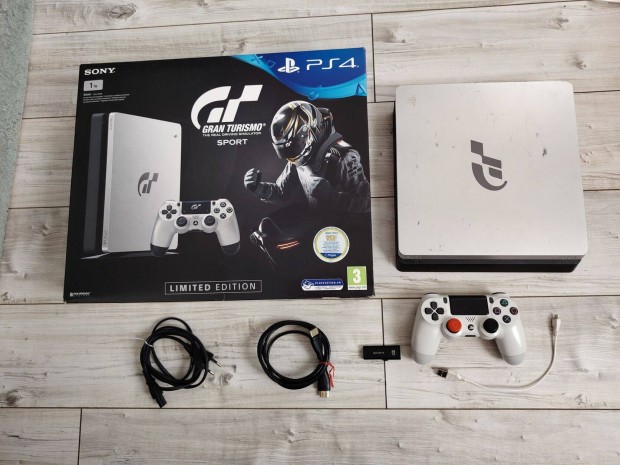 Playstation 4 slim gran turismo limited edition goldhen 9.00 Knowledge