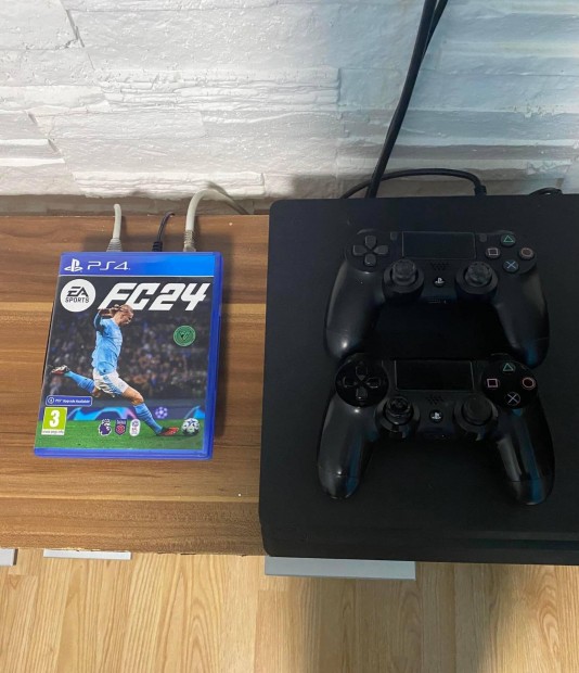 Playstation 4 slime 500gb os 5 jtkkal 2 kontroller el