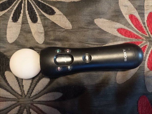 Playstation Move Motion kontroller PS3 mellett PS4 és PS5