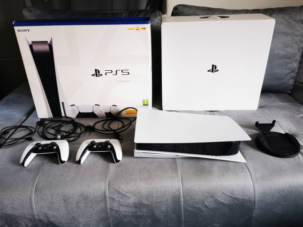 Playstation(R)5 Eladó